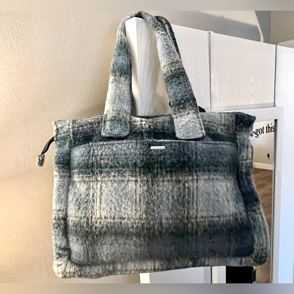Vince Camuto Orla Tote - Grunge Plaid - Picture 1 of 6
